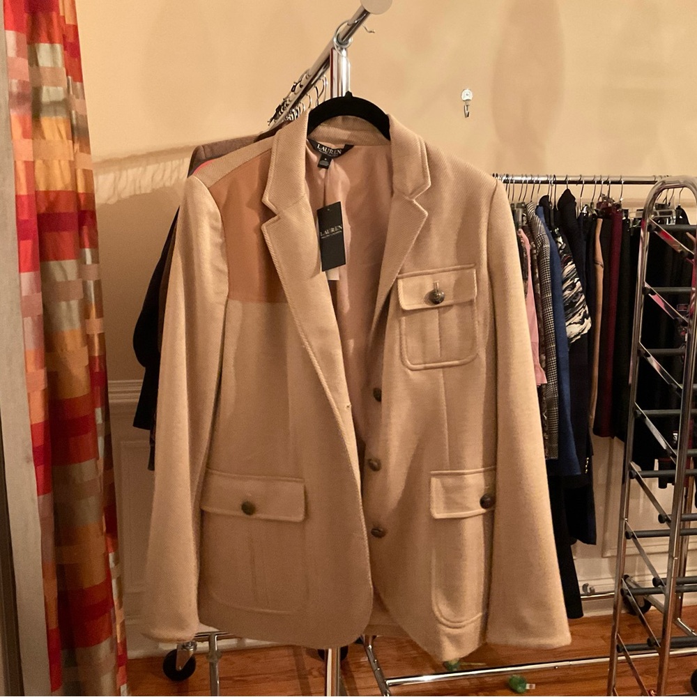 Ralph Lauren Ladies Blazer-Leather Shoulder Patch; Size 6